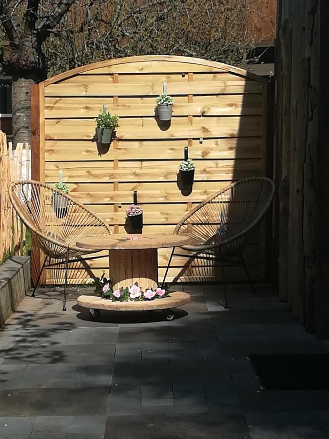 Le Gite Insolite Gonnedouille Gonneville-en-Auge Exterior foto
